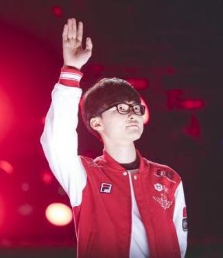 mezii ： ＂获胜从未感到无聊＂