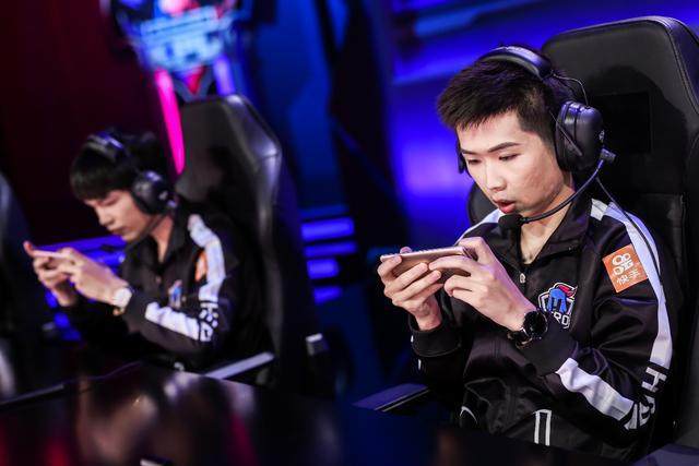 LPL 第四和第五周最佳战队： TheShy Beichuan Doinb Leave PPGOD