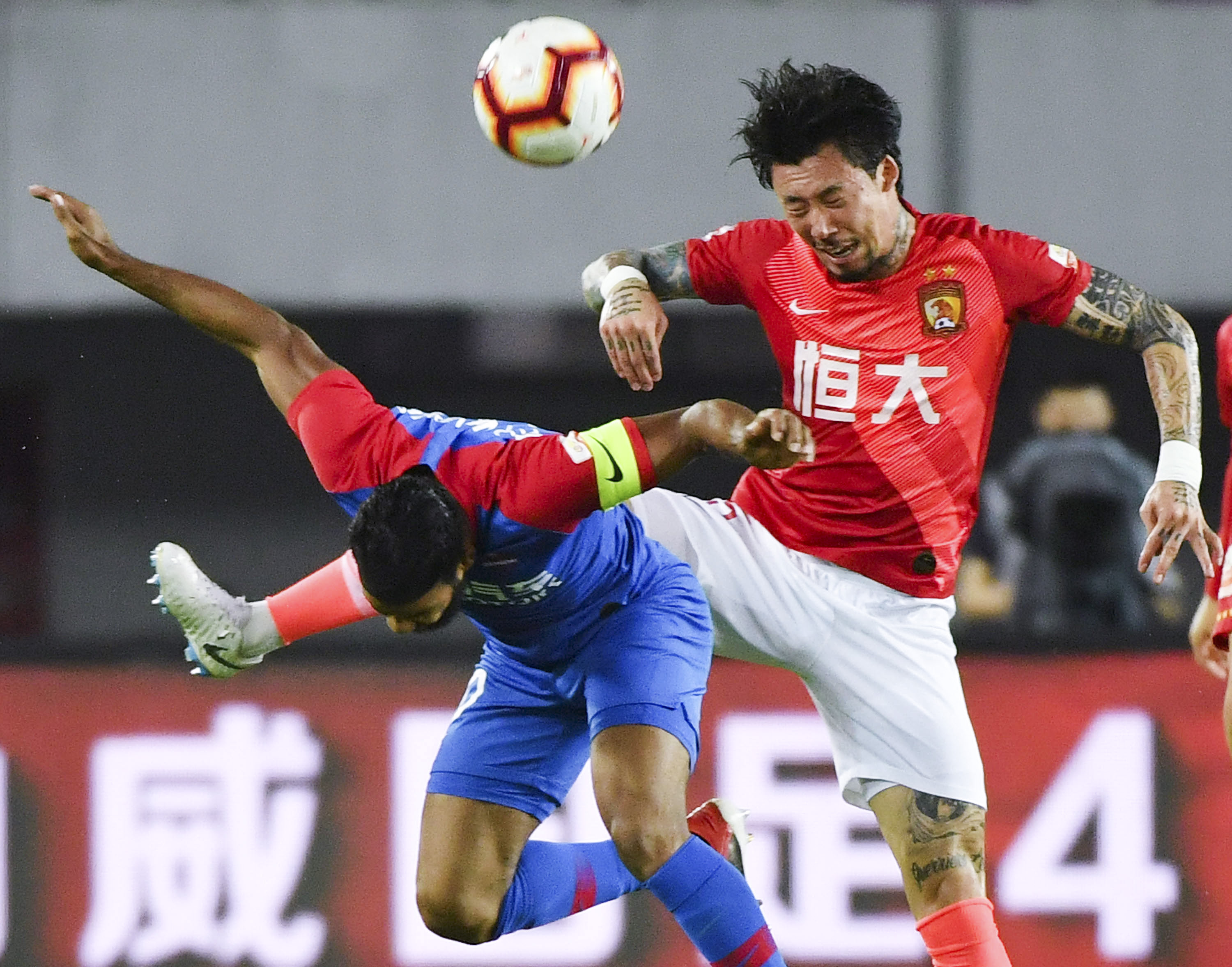 热度还是高，王者荣耀11月收入排行手机游戏第一